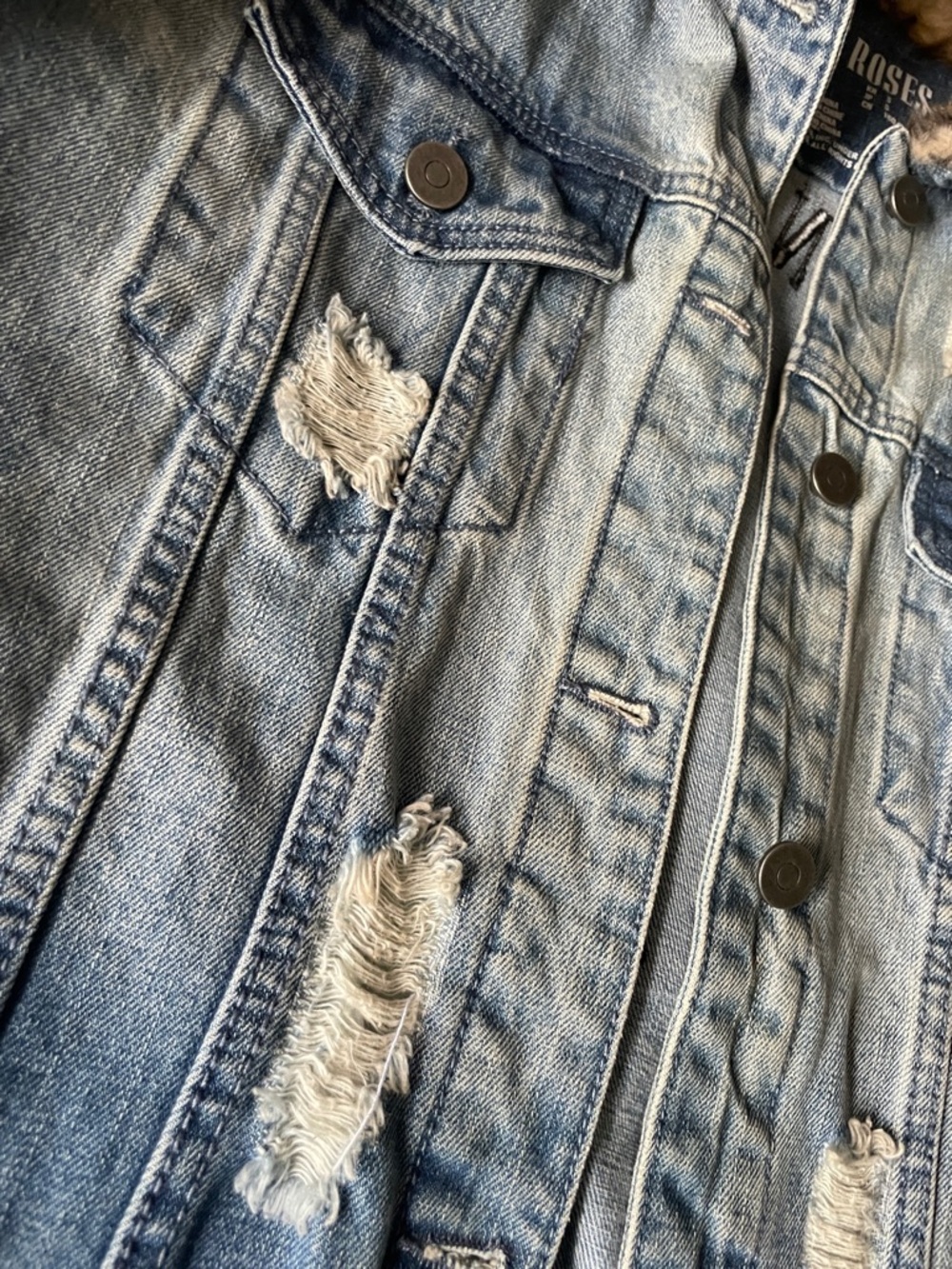 Leopard Collar Distressed Denim Jacket - Blue - Picture 6 of 10